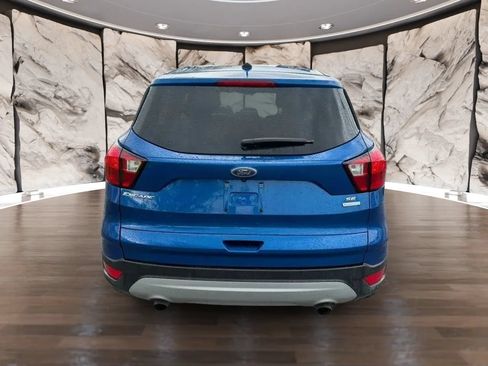Used 2019 Ford Escape SE FWD image 7