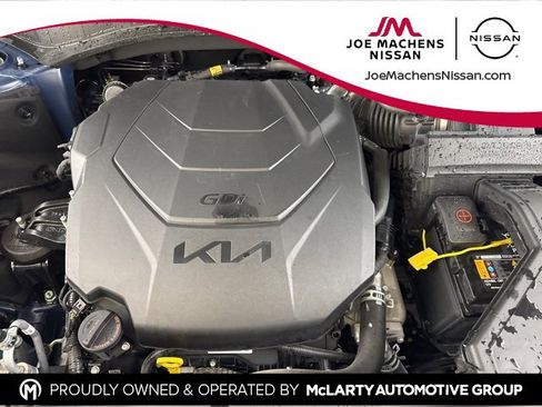 Used 2025 Kia Telluride SX w/ SX Captain's Chair Package image 18