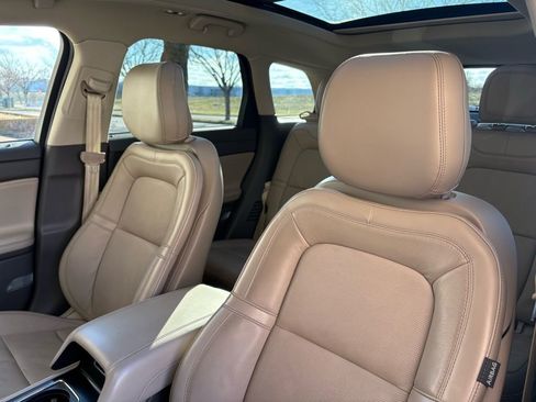 Used 2020 Lincoln Corsair Reserve w/ Equipment Group 201A image 28