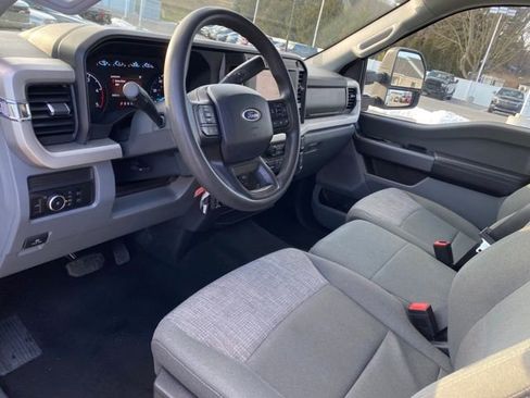 Used 2025 Ford F250 XLT image 12