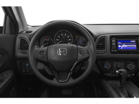 Used 2018 Honda HR-V LX image 7