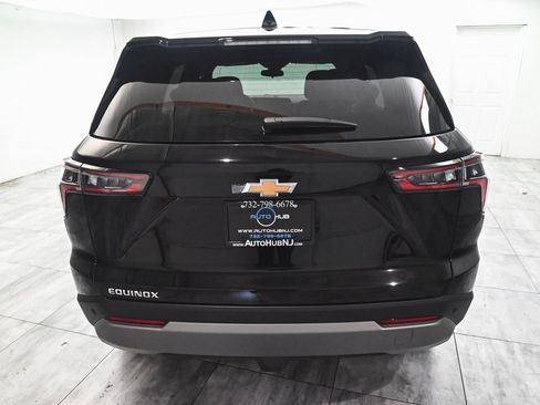 Used 2026 Chevrolet Equinox LT image 5