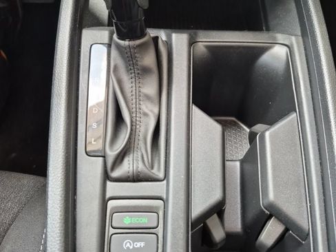 Used 2025 Honda Accord SE image 17