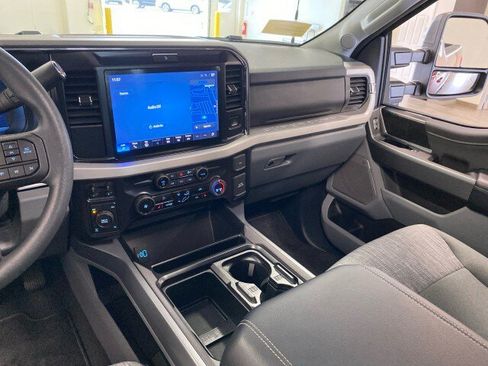 Used 2026 Ford F250 XLT w/ XLT Premium Package AWD/4WD image 12