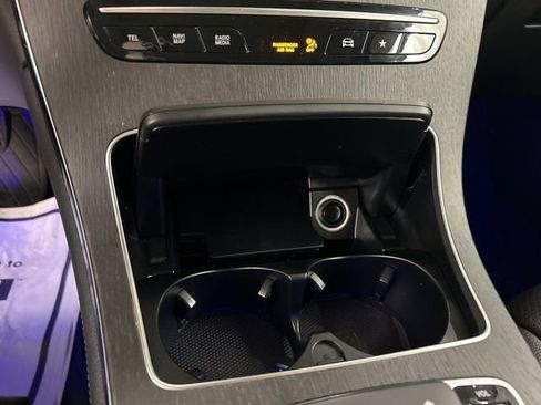 Used 2021 Mercedes-Benz GLC 300 4MATIC w/ Multimedia Package image 22