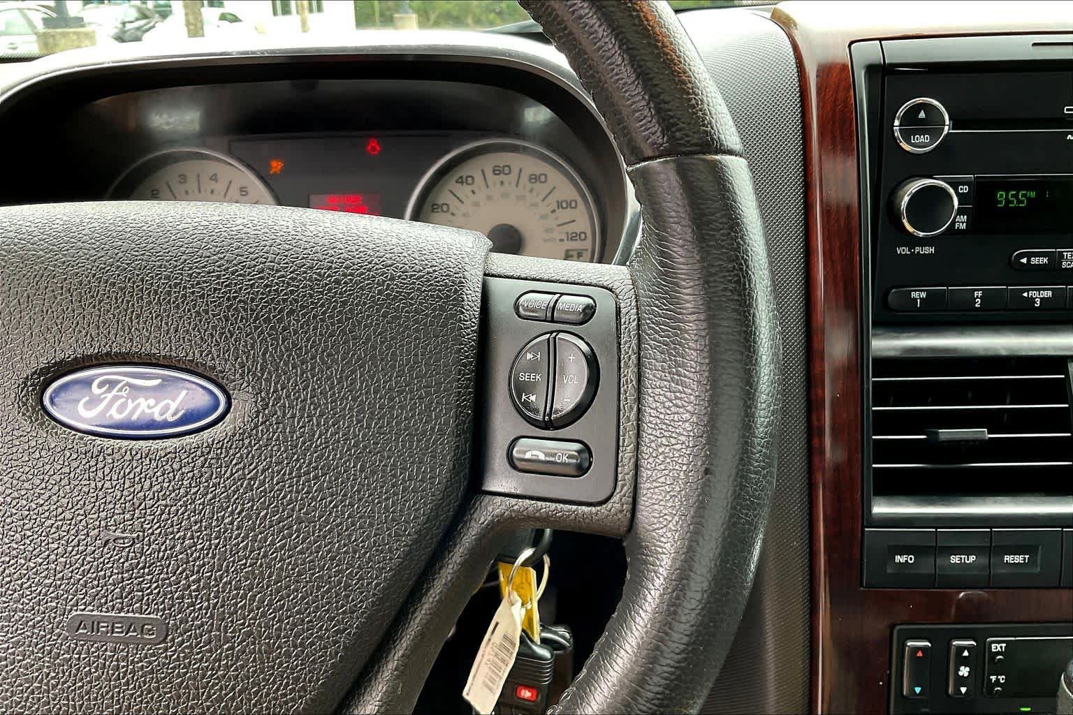 Used 2009 Ford Explorer Limited RWD image 23