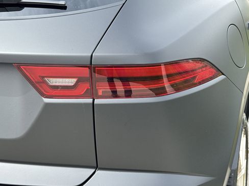 Used 2024 Jaguar E-PACE R-Dynamic SE AWD/4WD image 11
