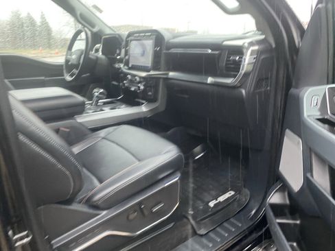 Used 2022 Ford F150 Lariat image 9