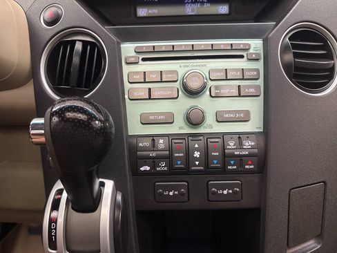 Used 2011 Honda Pilot EX-L image 14