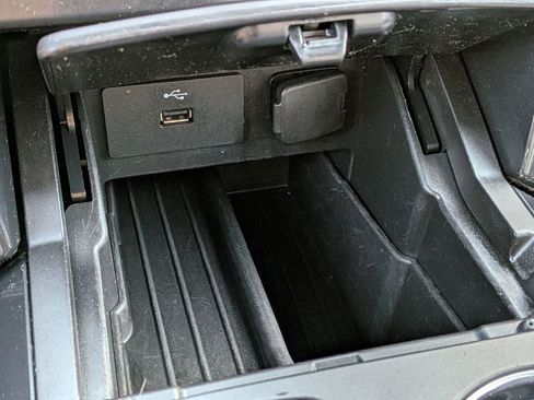 Used 2018 Ford Explorer FWD image 20