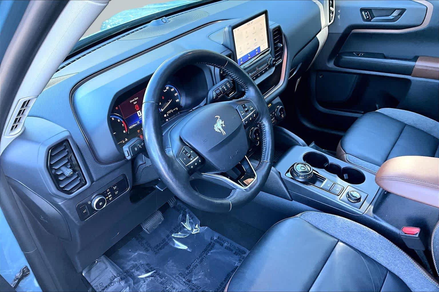 Used 2023 Ford Bronco Sport Outer Banks w/ Tech Package AWD/4WD image 18