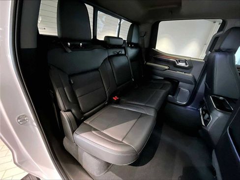 Used 2024 GMC Sierra 1500 Denali w/ Denali Reserve Package image 31