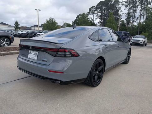 Used 2024 Honda Accord Sport image 3
