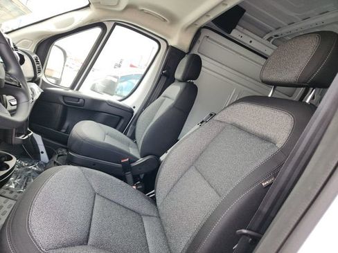 New 2026 RAM ProMaster 2500 w/ Convenience Group image 5