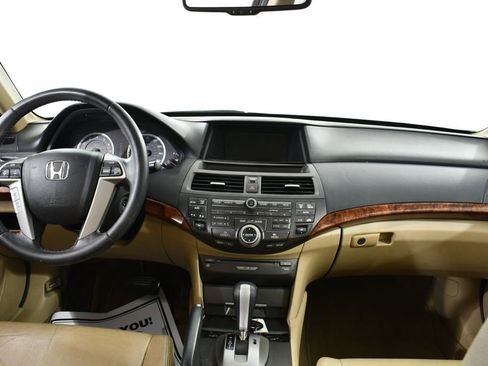 Used 2011 Honda Accord EX-L image 7