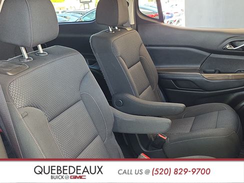 Used 2022 GMC Acadia SLE FWD image 28