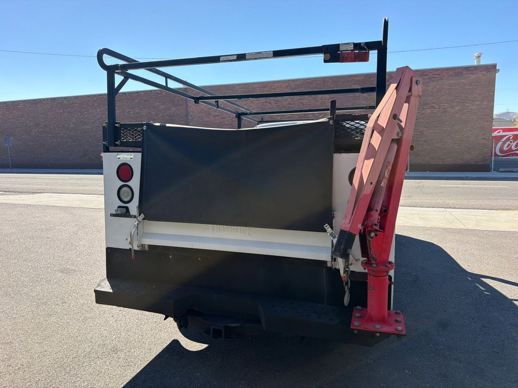 Used 2012 Ford F250 XL w/ XL Decor Pkg RWD image 4