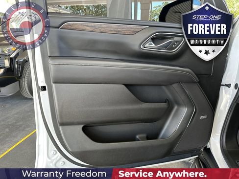 Certified 2024 Chevrolet Tahoe Premier w/ Advanced Technology Package RWD image 12