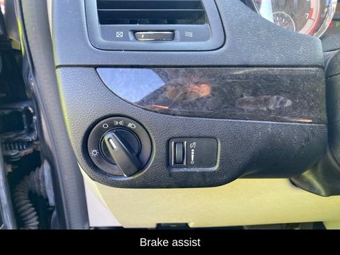 Used 2019 Dodge Grand Caravan SE w/ UConnect Hands-Free Group FWD image 14