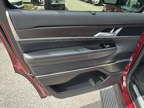 Used 2025 Jeep Grand Wagoneer Series II Obsidian w/ Quick Order Packagew 28T AWD/4WD image 22