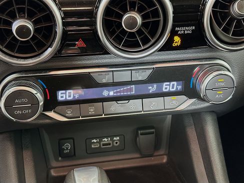 Used 2024 Nissan Sentra SR image 23