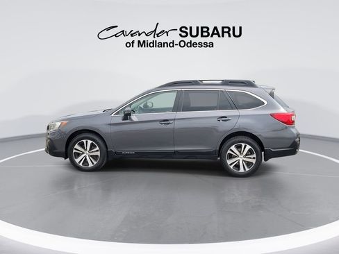 Used 2019 Subaru Outback 3.6R Limited w/ Popular Package #2 AWD/4WD image 5