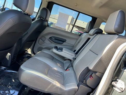 Used 2017 Ford Transit Connect XLT image 35