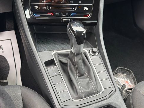 Used 2025 Volkswagen Jetta S image 15