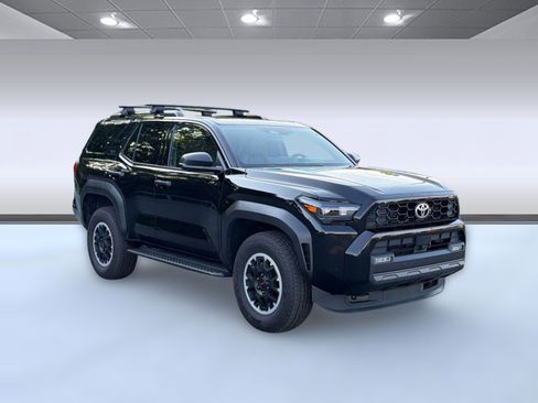 Used 2025 Toyota 4Runner TRD Off-Road Premium w/ Tow Technology Package AWD/4WD image 7