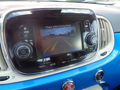 Used 2018 FIAT 500 Pop FWD image 9