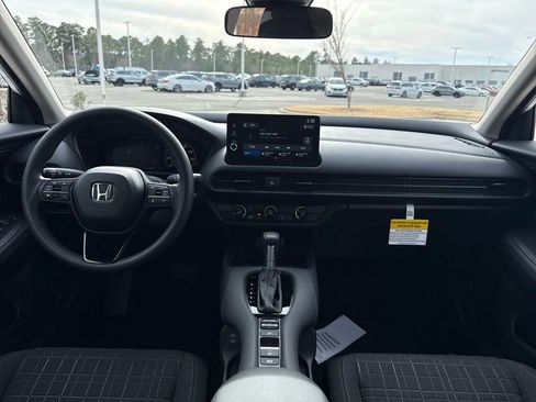 New 2026 Honda HR-V LX image 14