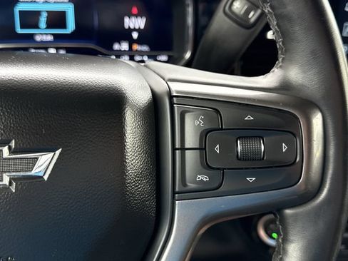 Used 2024 Chevrolet Silverado 2500 ZR2 w/ Technology Package AWD/4WD image 17