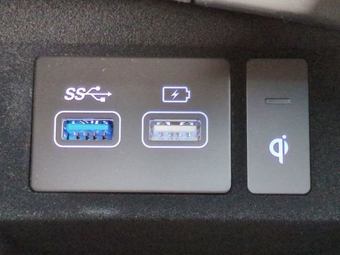 Certified 2024 Genesis GV70 3.5T Sport image 23