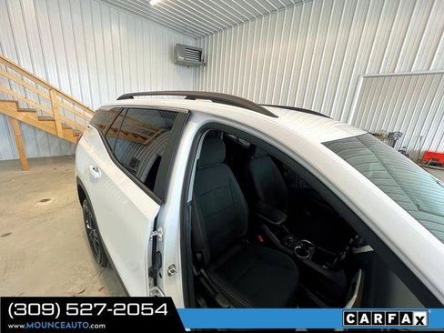 Used 2021 GMC Terrain SLE w/ Driver Convenience Package FWD image 6