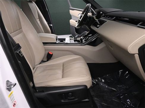 Used 2022 Land Rover Range Rover Velar R-Dynamic S image 17