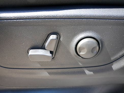 New 2026 RAM 1500 Big Horn AWD/4WD image 5