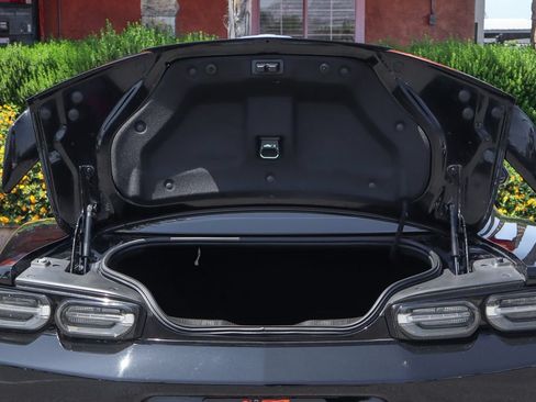 Used 2020 Chevrolet Camaro SS RWD image 7