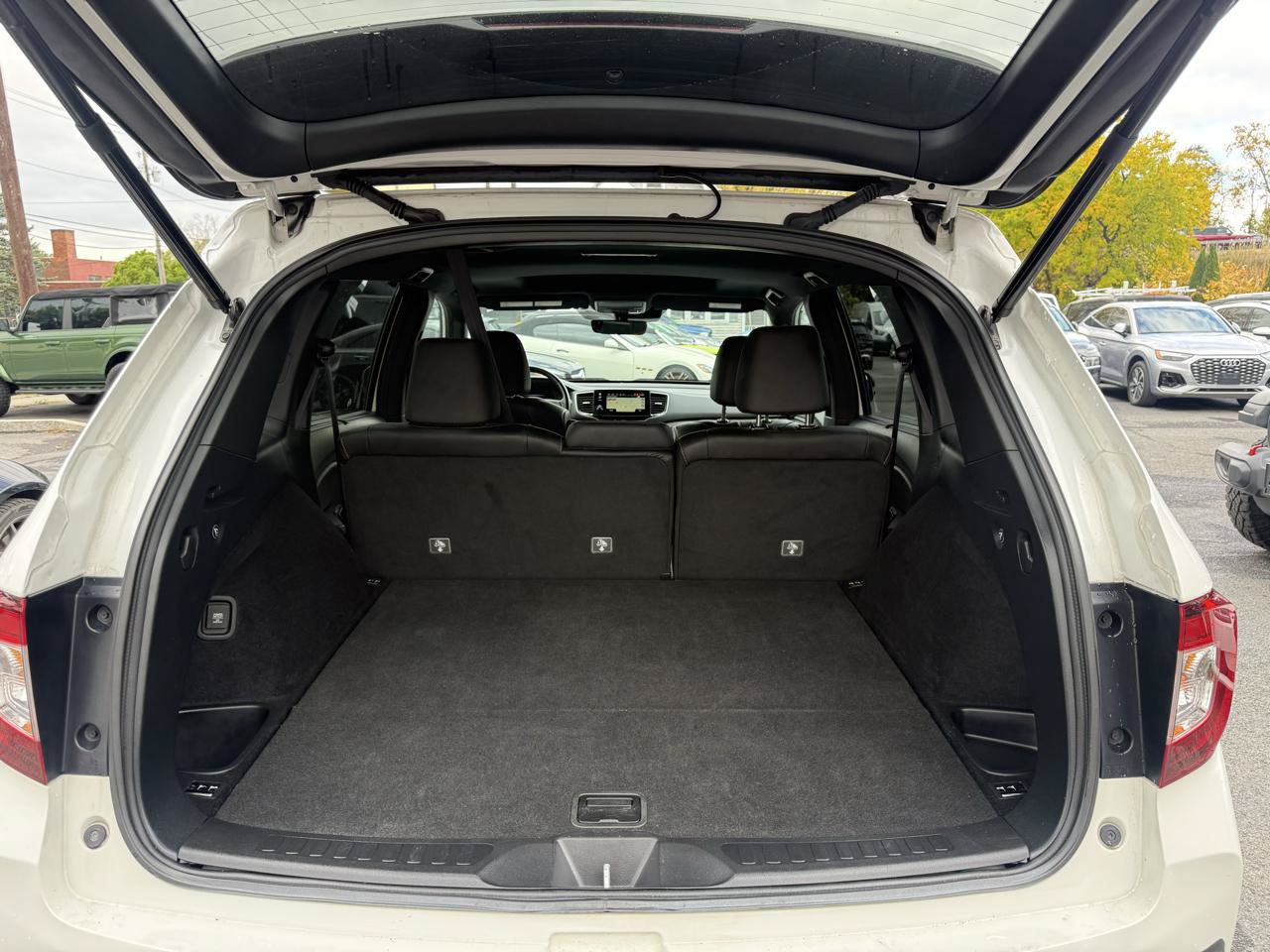 Used 2023 Honda Passport TrailSport image 11