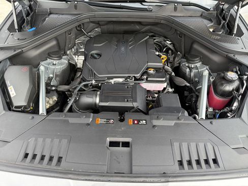 Used 2025 Genesis GV80 2.5T Select image 24