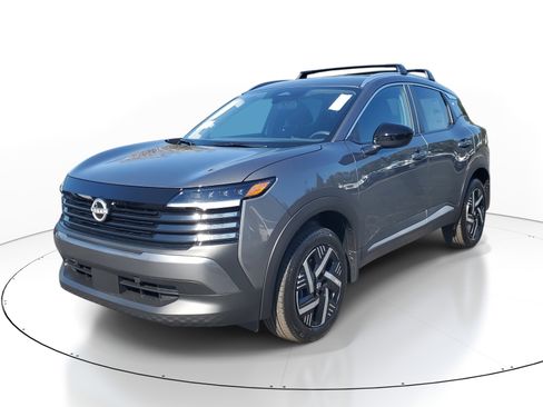New 2026 Nissan Kicks SV w/ Cold Weather Package FWD image 3
