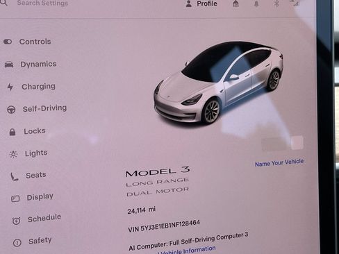 Used 2022 Tesla Model 3 Long Range AWD/4WD image 26
