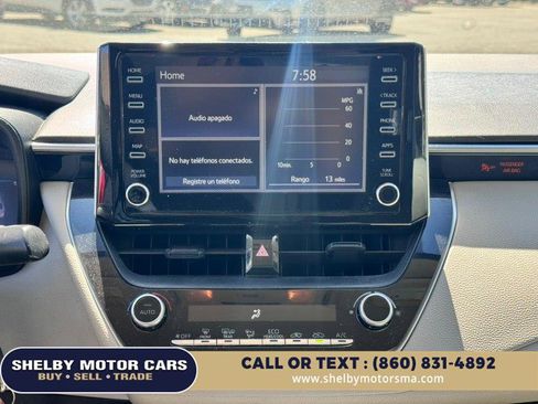 Used 2020 Toyota Corolla LE FWD image 12