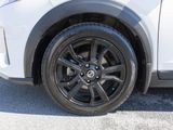 Used 2021 Nissan Kicks SR w/ SR Premium Package image 5