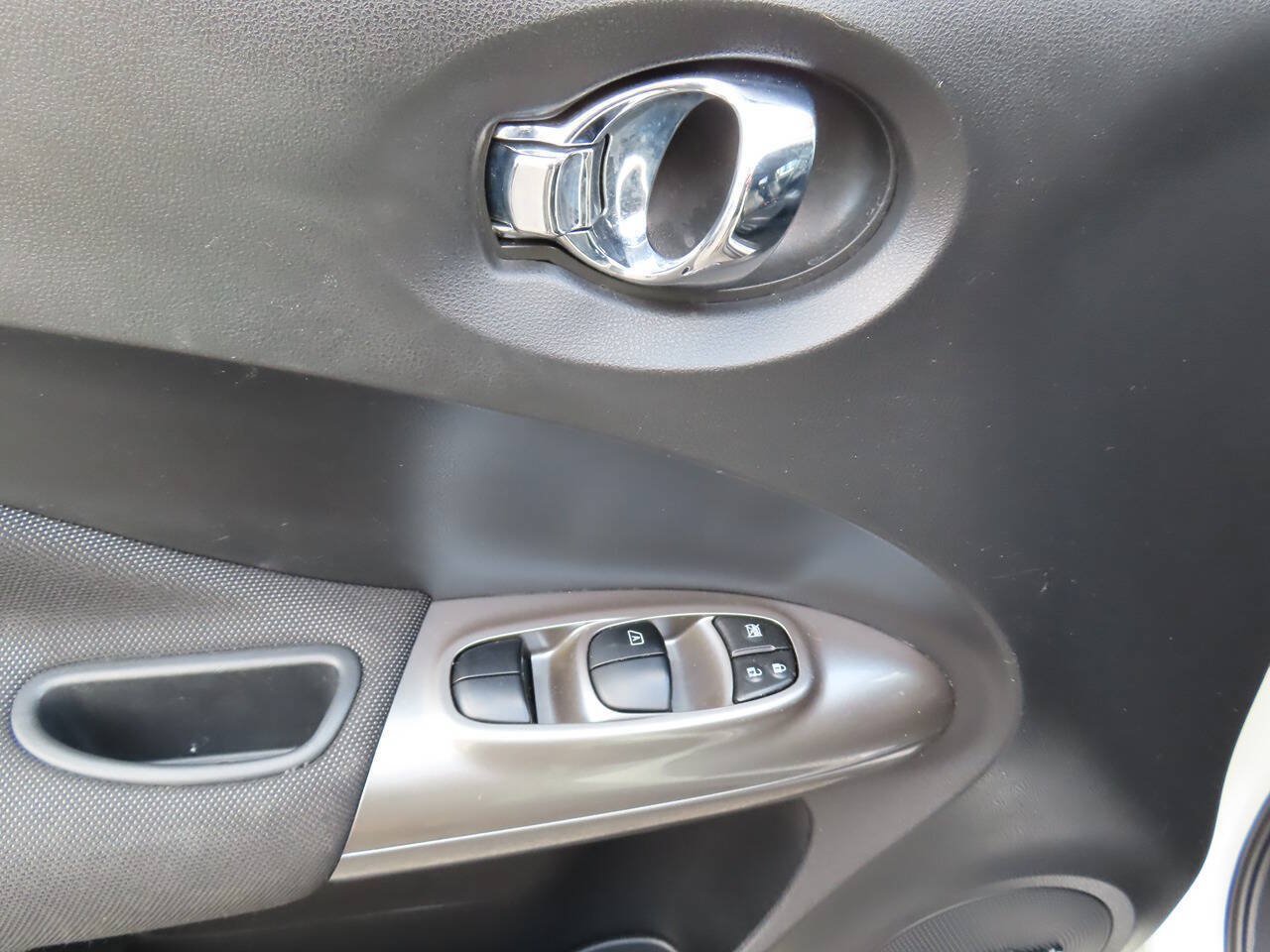 Used 2013 Nissan Juke SL AWD/4WD image 21