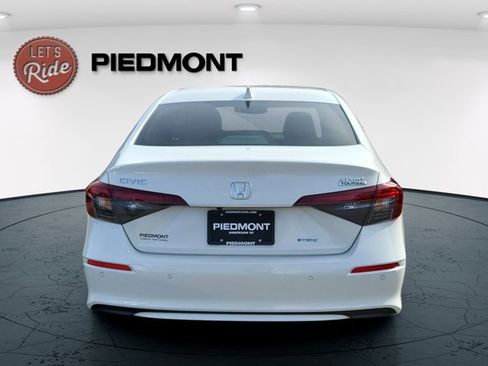 Certified 2025 Honda Civic Sport image 8