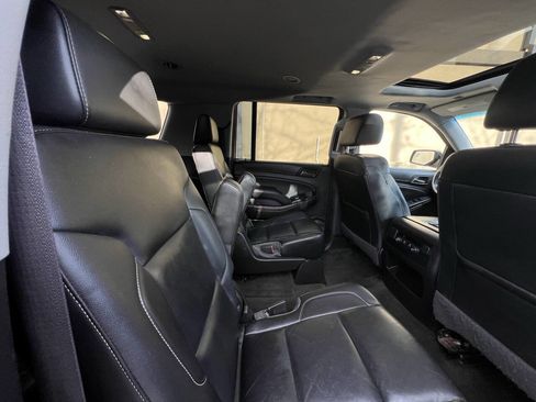 Used 2016 Chevrolet Suburban LT image 14