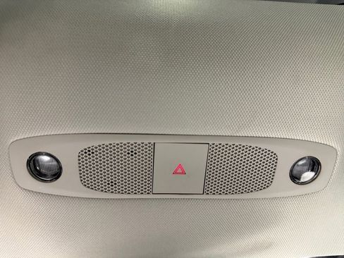 Used 2022 Tesla Model 3 Long Range image 31