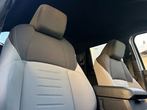 Used 2024 Toyota Tacoma TRD Sport image 10