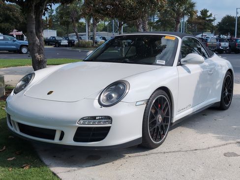 Used 2011 Porsche 911 Carrera GTS RWD image 5