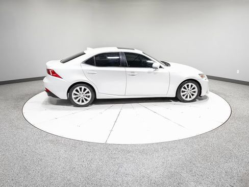 Used 2015 Lexus IS 250 RWD image 29